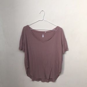 Burgundy t shirt